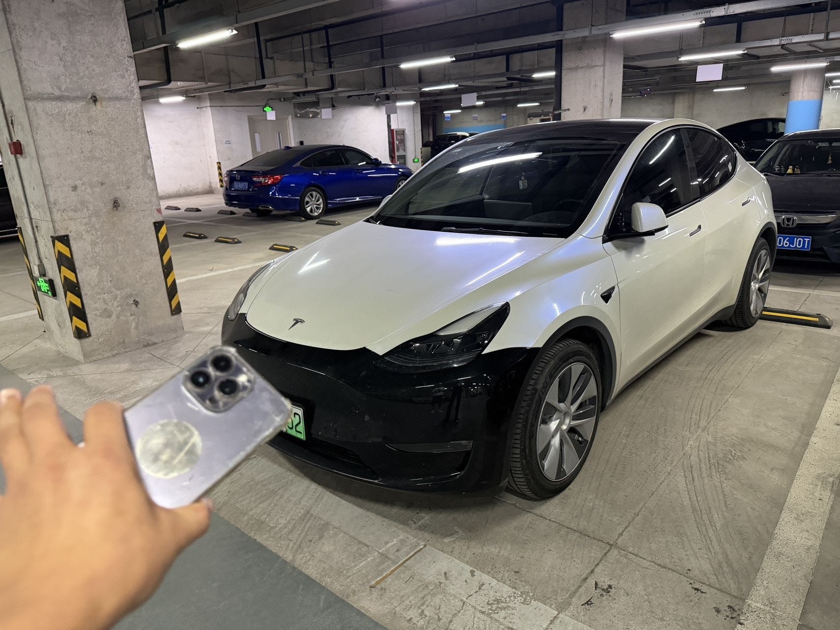 Tesla Model Y 2022 car image 