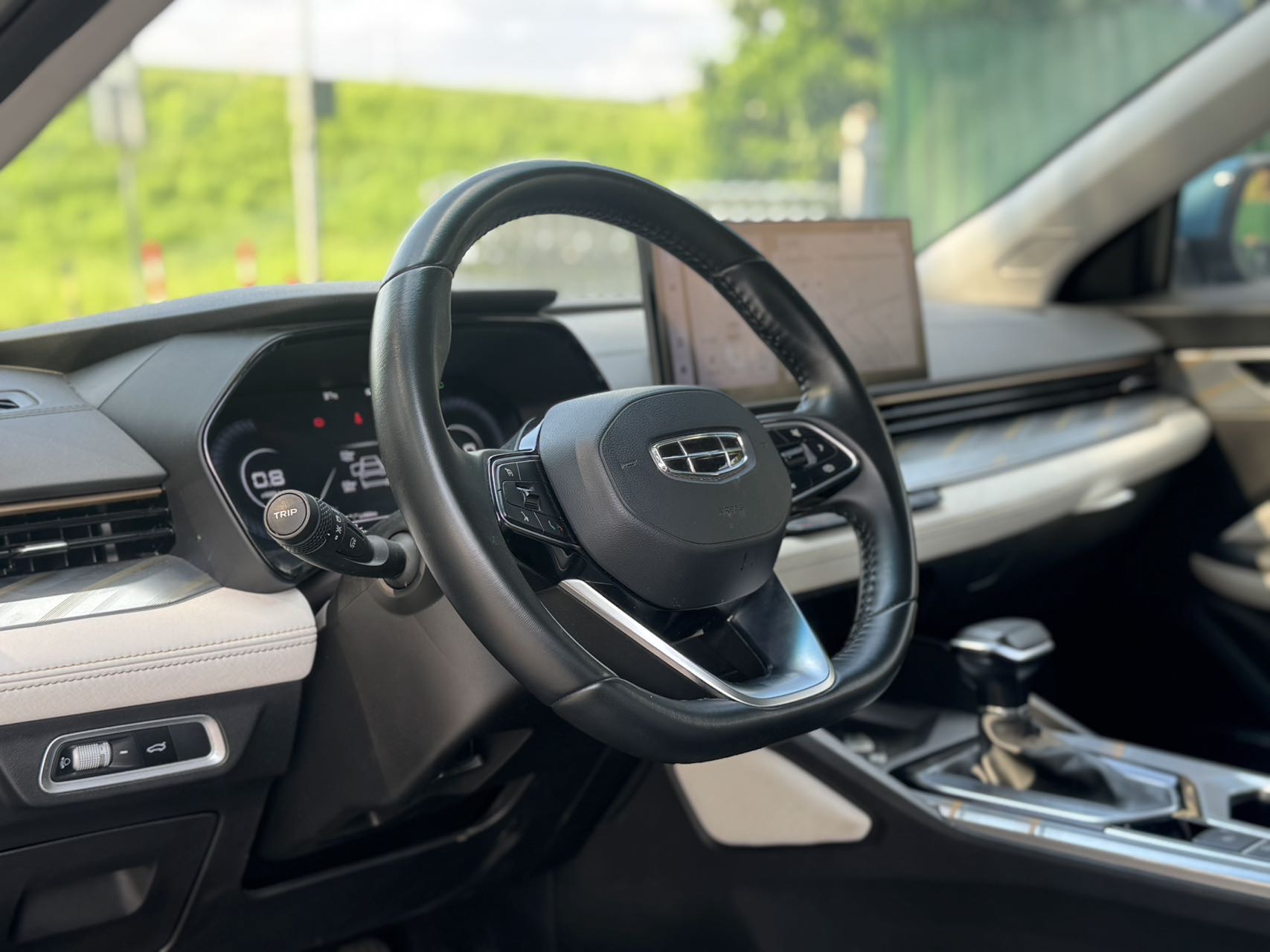 GEELY Emgrand L 2022 car image #6