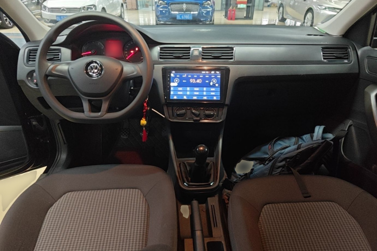 Volkswagen Santana 2017 #10 Volkswagen Santana 2017 car image #10