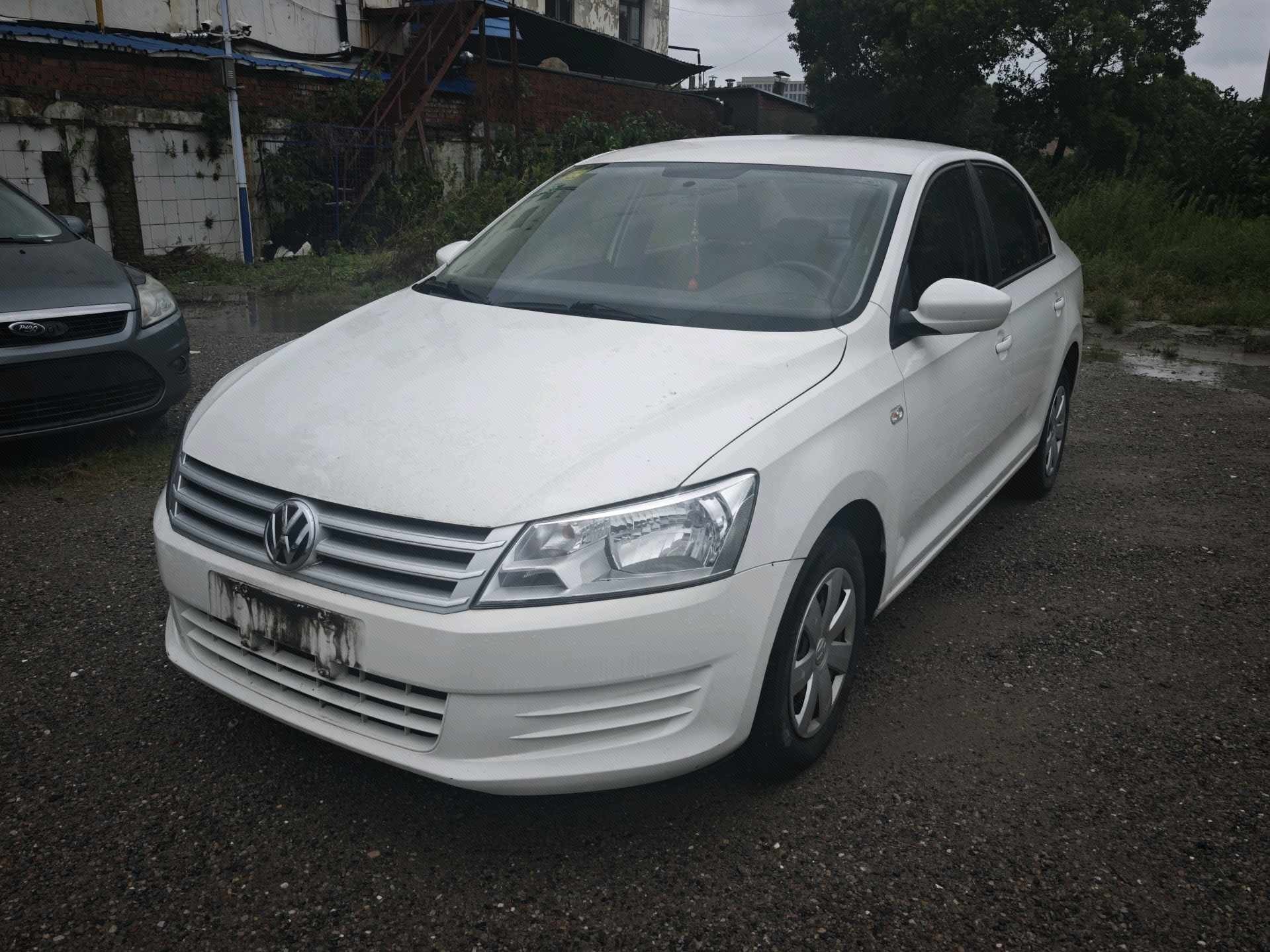 Volkswagen Santana 2013 Volkswagen Santana 2013 car image