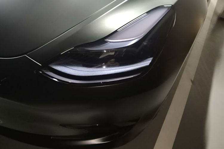 Tesla Model 3 2023 car image #22
