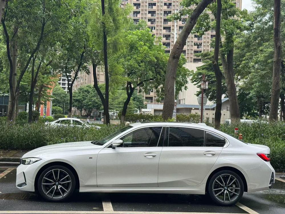 BMW 3 Series 2023 car image #3