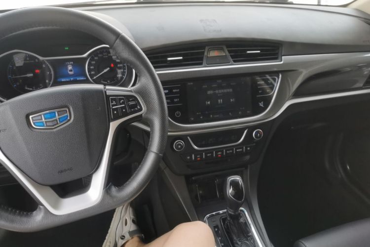 GEELY Emgrand 2017 immagine di auto #11