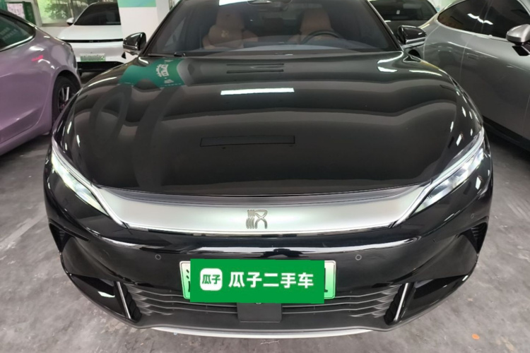BYD Han 2022 #3 BYD Han 2022 car image #3