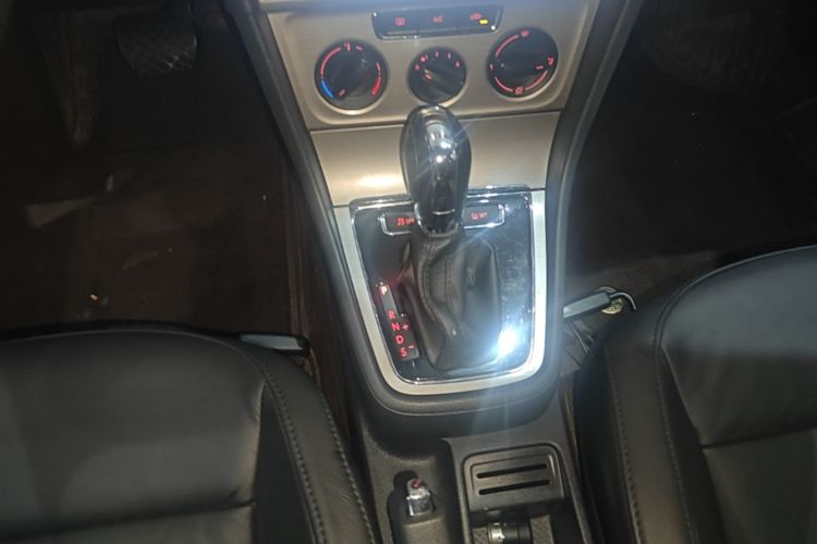 Volkswagen Lavida 2017 #14 Volkswagen Lavida 2017 car image #14