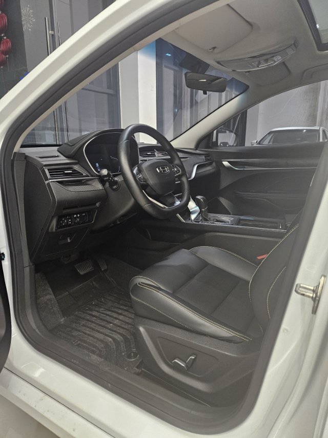 GEELY Binray 2022 صورة سيارة #6