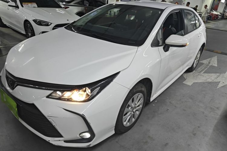 Toyota Corolla 2023 car image #2