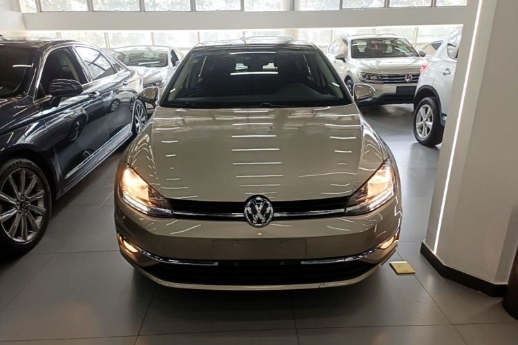 Volkswagen Golf 2019 #3 Volkswagen Golf 2019 car image #3