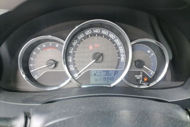 Toyota Corolla 2017 car image #16