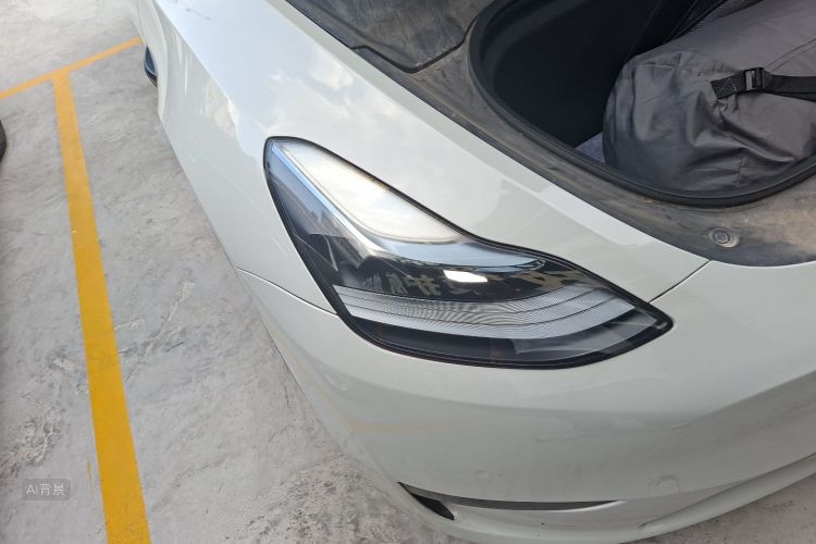 Tesla Model Y 2022 car image #8