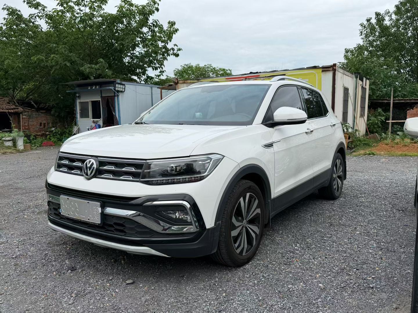 Volkswagen T-Cross 2020 Volkswagen T-Cross 2020 car image