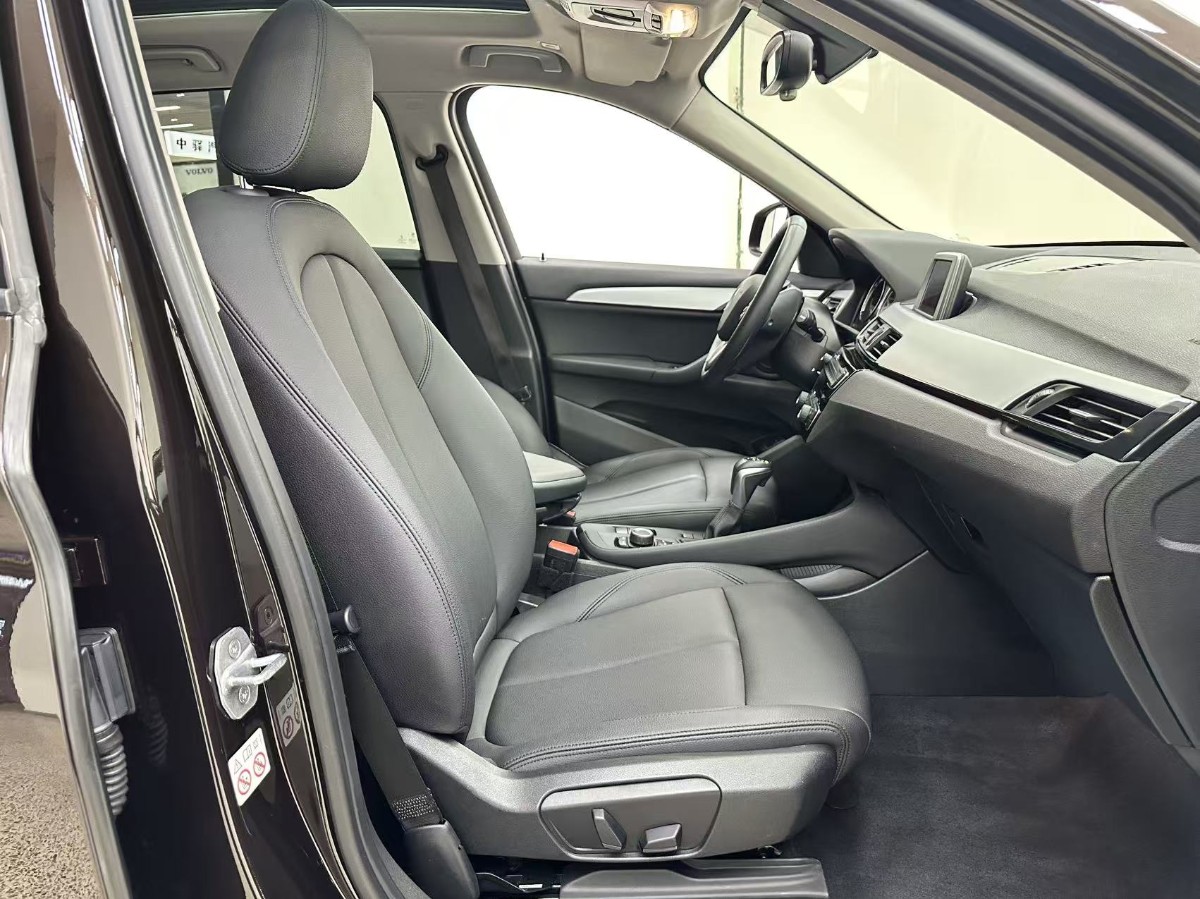BMW X1 2019 #15 BMW X1 2019 صورة سيارة #15