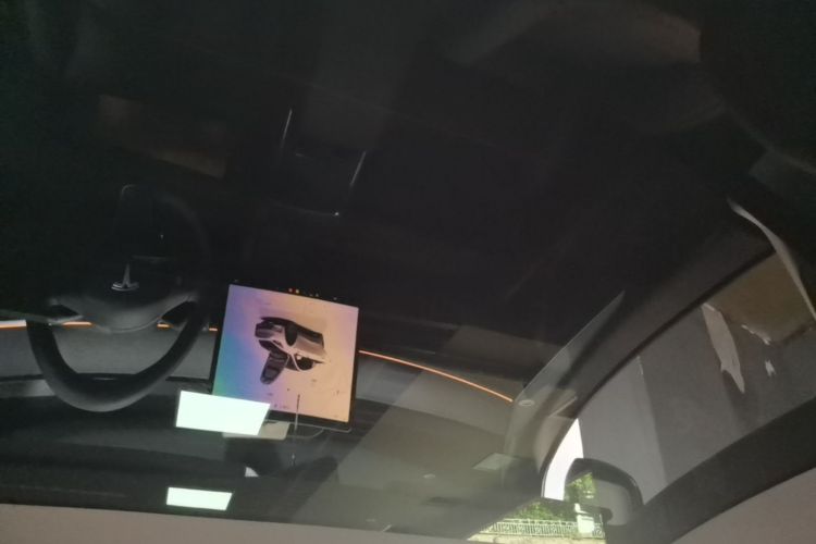 Tesla Model Y 2024 car image #18