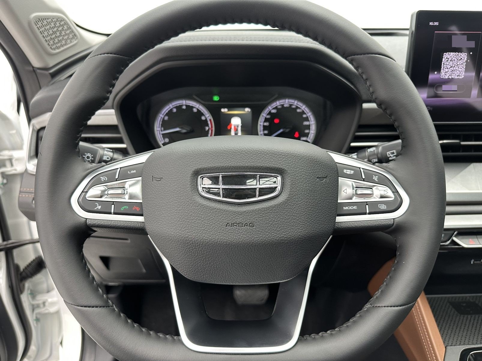 GEELY Vision X6 2023 #17 GEELY Vision X6 2023 صورة سيارة #17