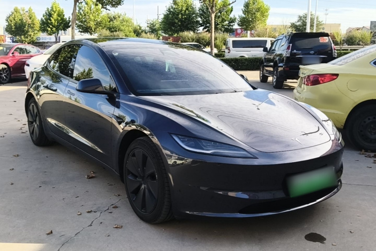 Tesla Model 3 2025 #4 Tesla Model 3 2025 immagine di auto #4