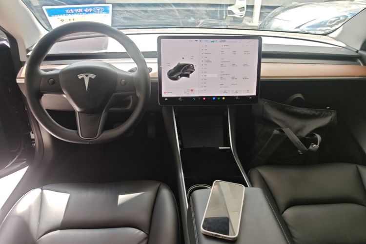 Tesla Model 3 2020 #10 Tesla Model 3 2020 car image #10