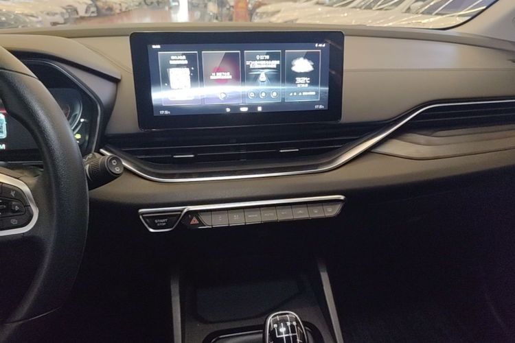 GEELY Emgrand S 2021 car image #14