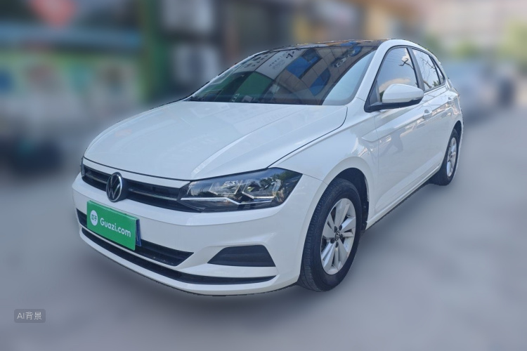Volkswagen Polo 2022 car image #2