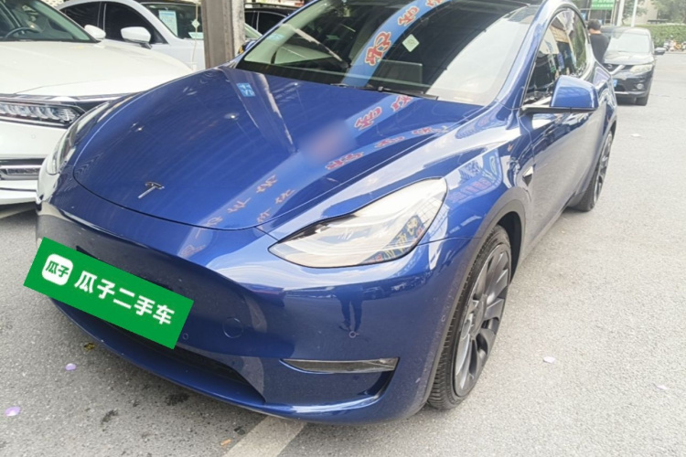 Tesla Model Y 2022 #2 Tesla Model Y 2022 car image #2