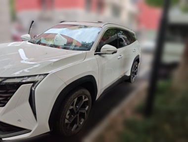 GEELY Boyue L 2023 immagine di auto 