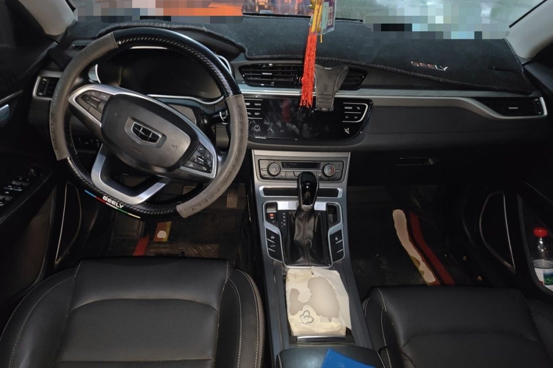GEELY Emgrand 2019 #21 GEELY Emgrand 2019 car image #21