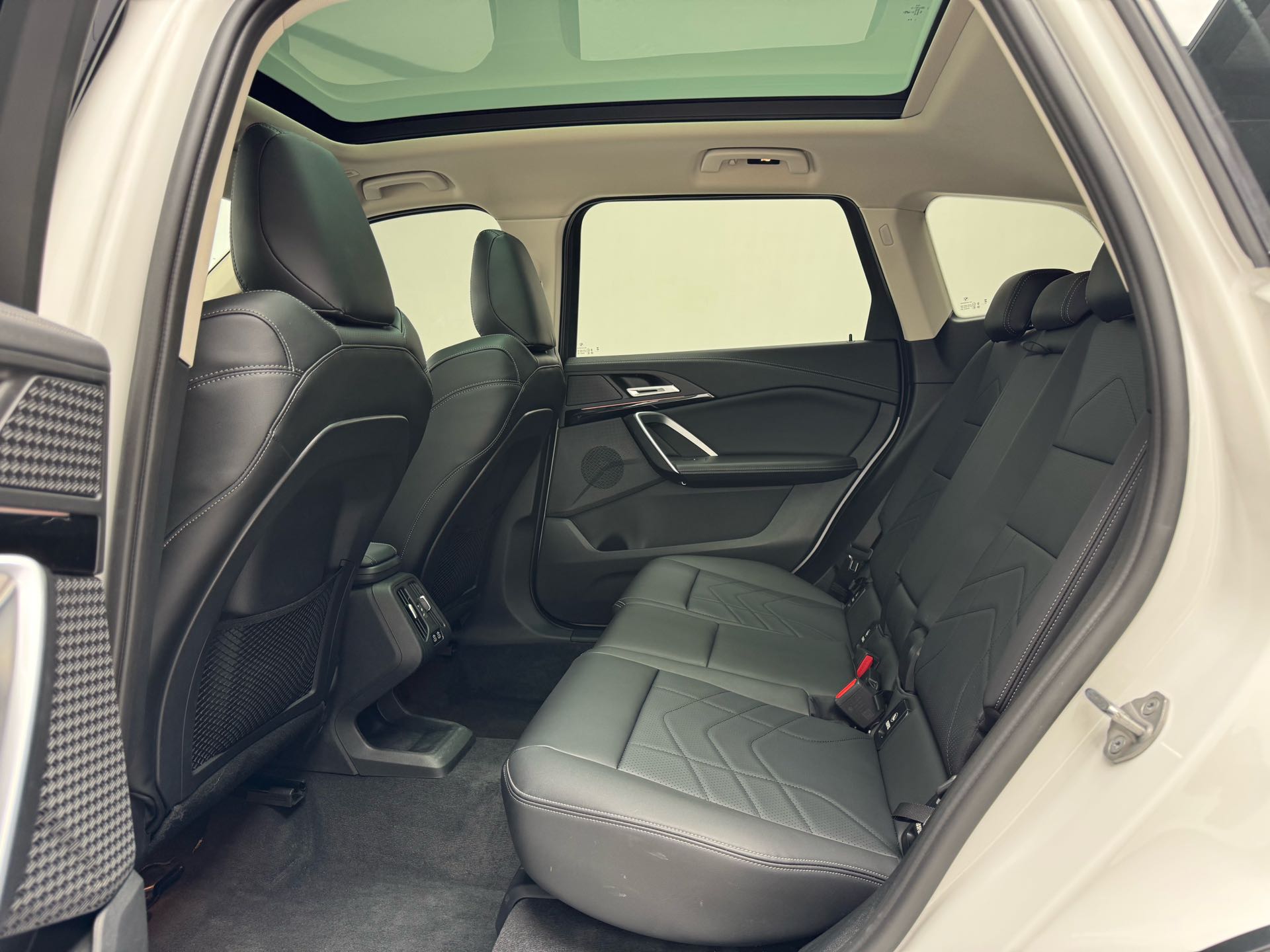 BMW X1 2024 #8 BMW X1 2024 car image #8