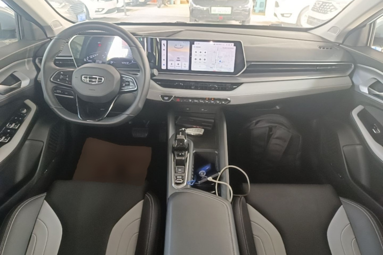 GEELY Binray 2024 immagine di auto #10