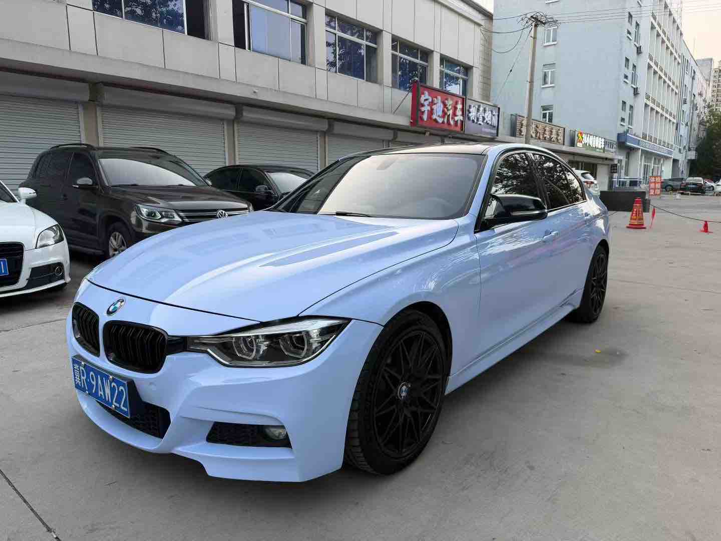 BMW 3 Series 2017 BMW 3 Series 2017 car image