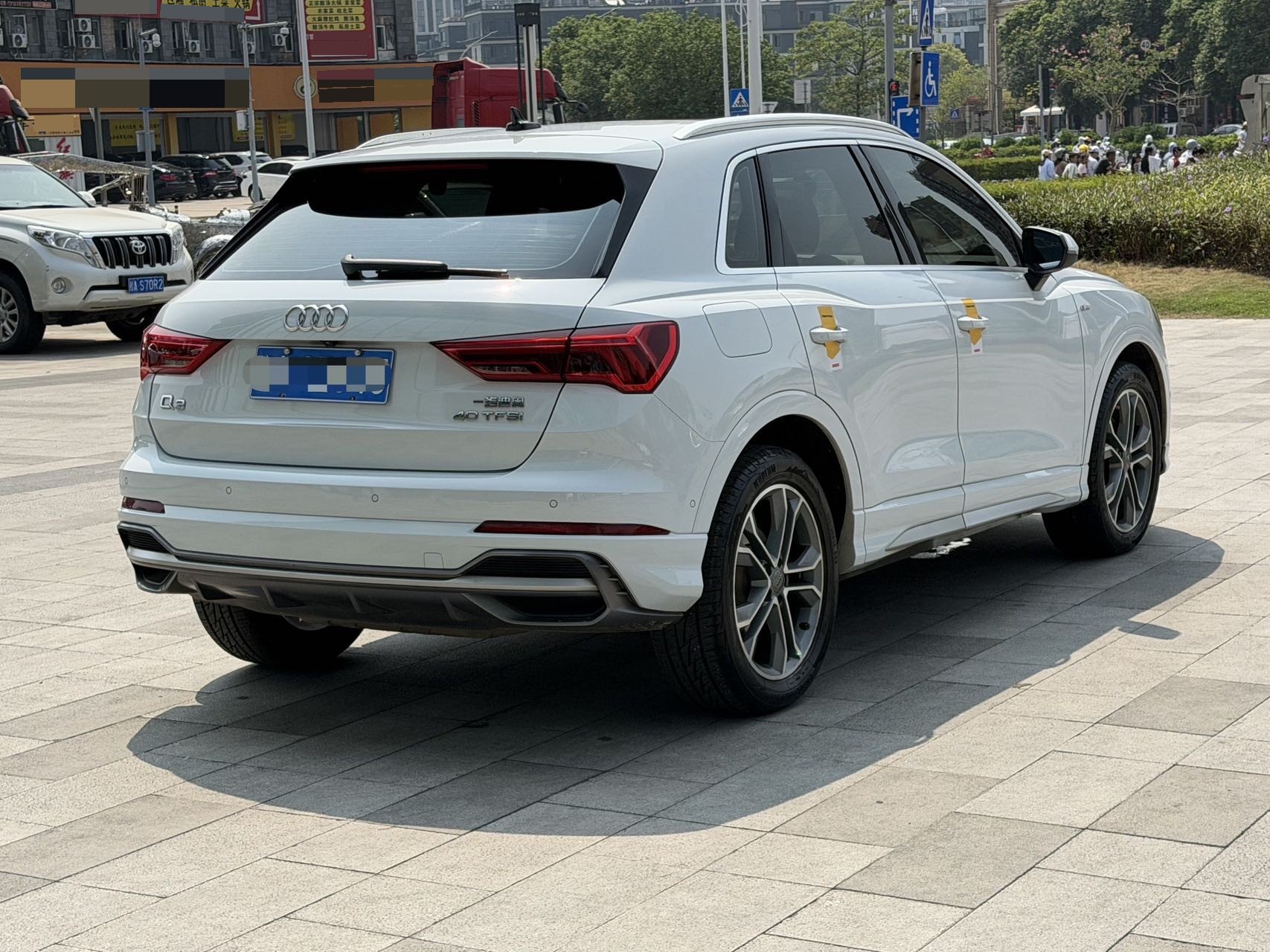 Audi Q3 2021 صورة سيارة #5