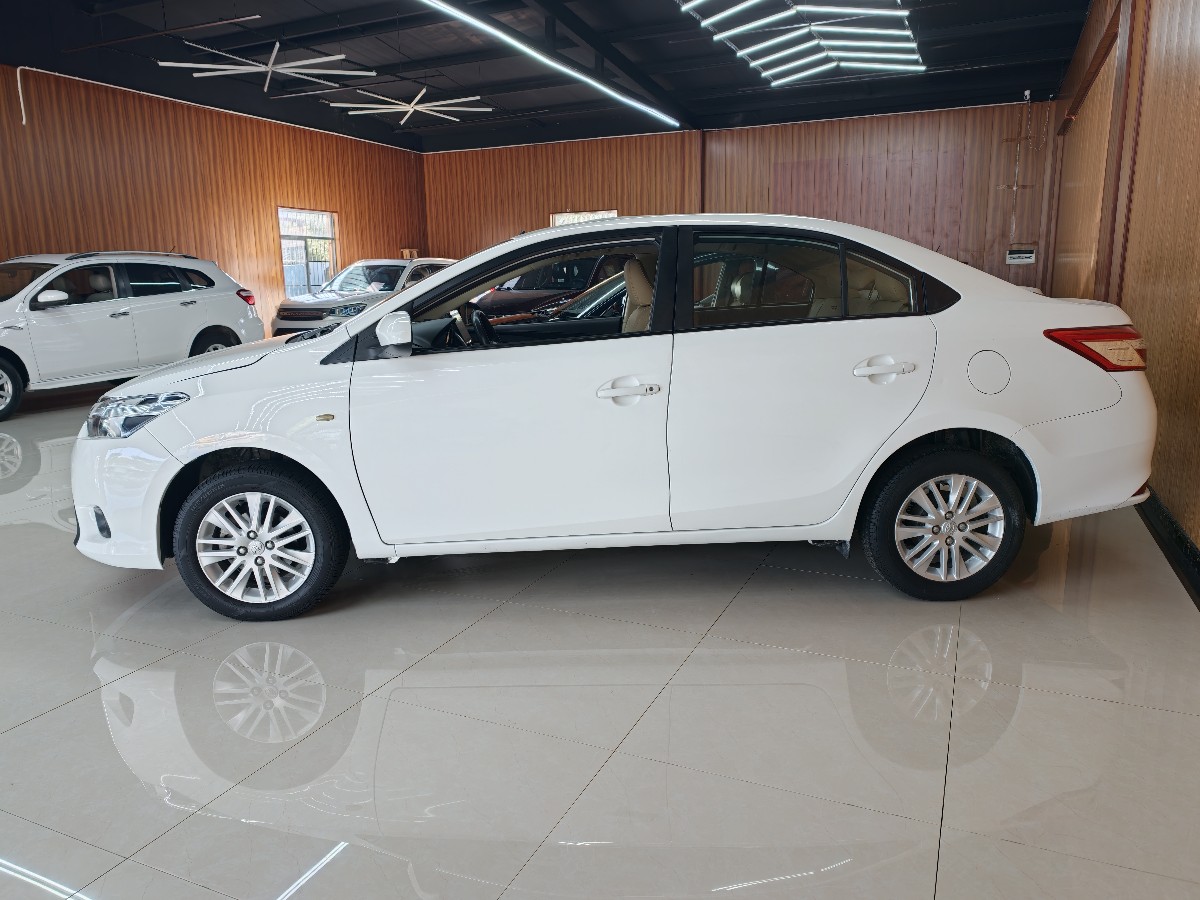 Toyota Vios 2013 #2 Toyota Vios 2013 صورة سيارة #2