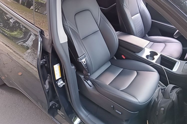 Tesla Model Y 2021 #24 Tesla Model Y 2021 car image #24