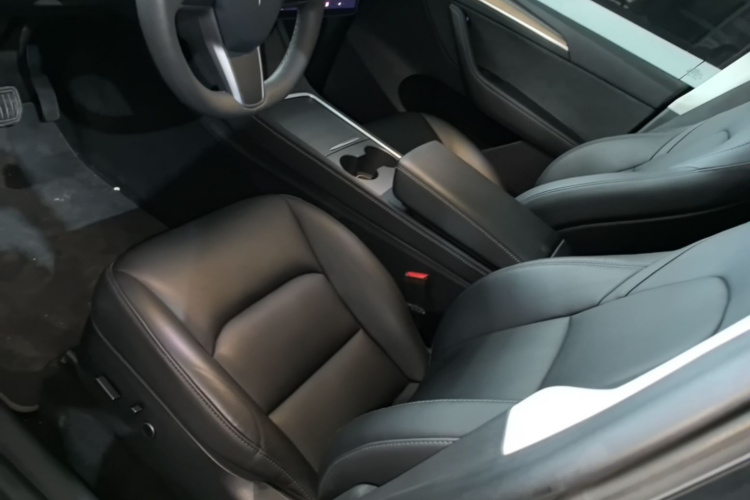 Tesla Model Y 2023 #19 Tesla Model Y 2023 صورة سيارة #19