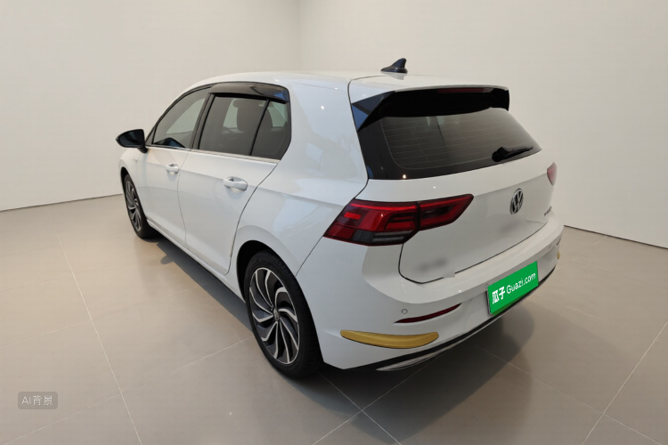 Volkswagen Golf 2024 car image #5
