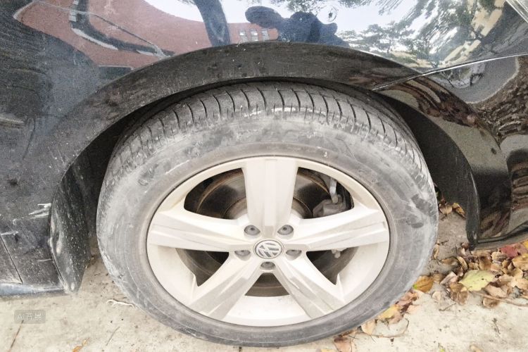 Volkswagen Lavida 2018 car image #9