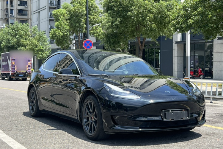 Tesla Model 3 2020 #4 Tesla Model 3 2020 car image #4
