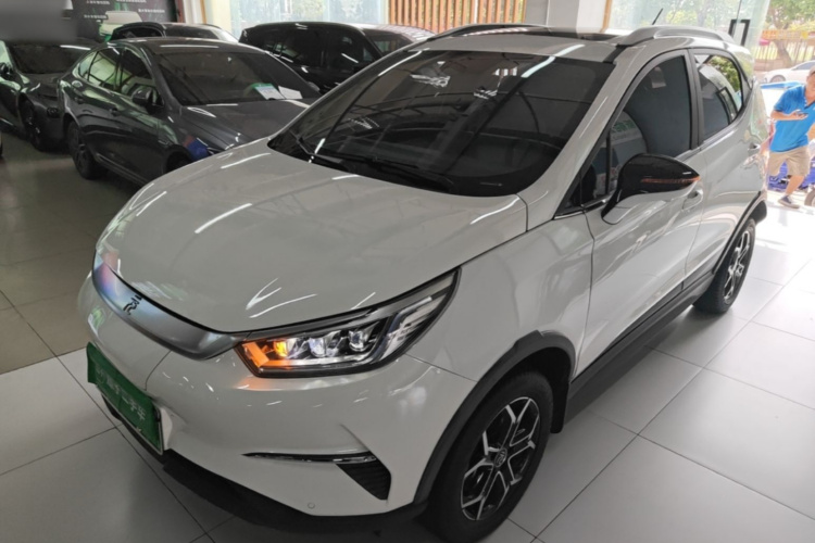 BYD Yuan Pro 2022 #2 BYD Yuan Pro 2022 изображение автомобиля #2