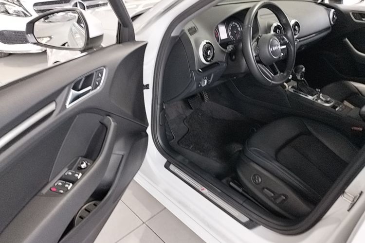 Audi A3 2019 #16 Audi A3 2019 car image #16