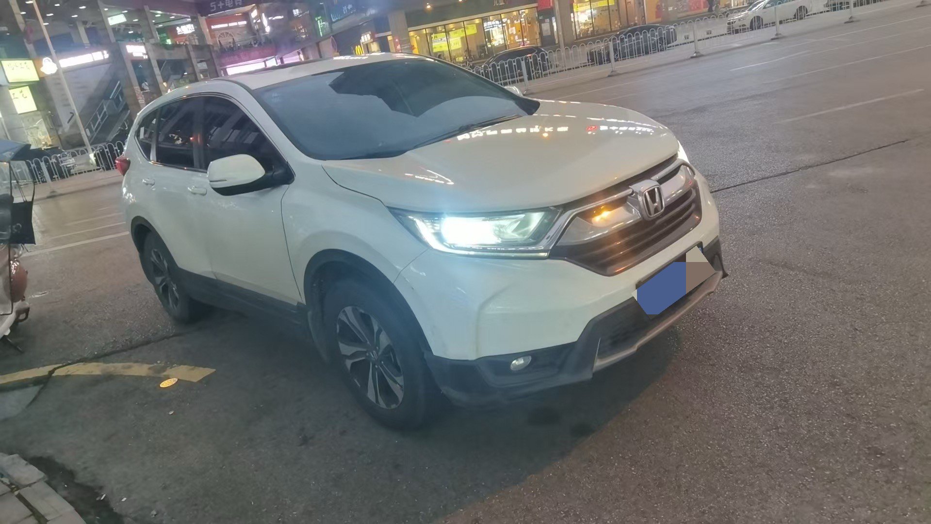 Honda CR-V 2019 car image #3