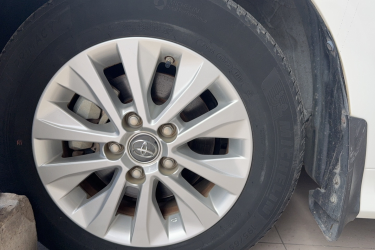 Toyota Corolla 2019 #7 Toyota Corolla 2019 car image #7