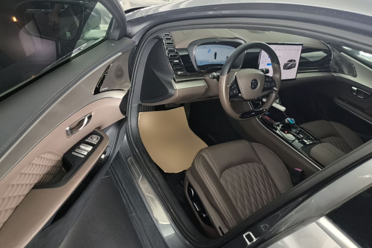 BYD Han 2022 immagine di auto #12