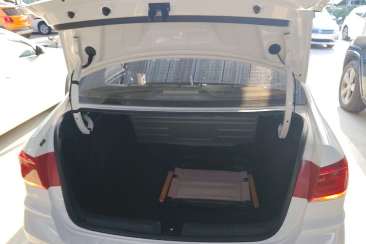 Volkswagen Santana 2017 #19 Volkswagen Santana 2017 car image #19