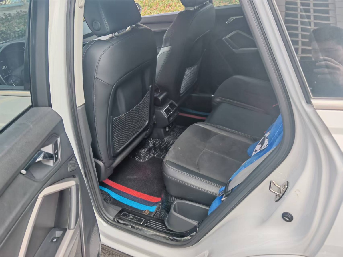 Audi Q3 2020 صورة سيارة #4