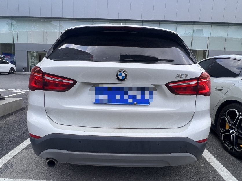 BMW X1 2018 #3 BMW X1 2018 car image #3