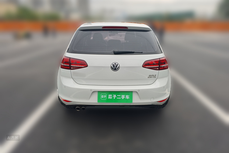 Volkswagen Golf 2017 car image #6
