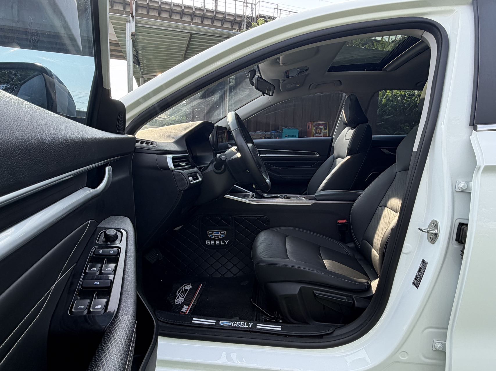 GEELY Emgrand 2021 #8 GEELY Emgrand 2021 car image #8