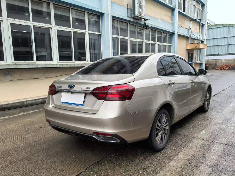 GEELY Emgrand 2019 #9 GEELY Emgrand 2019 car image #9