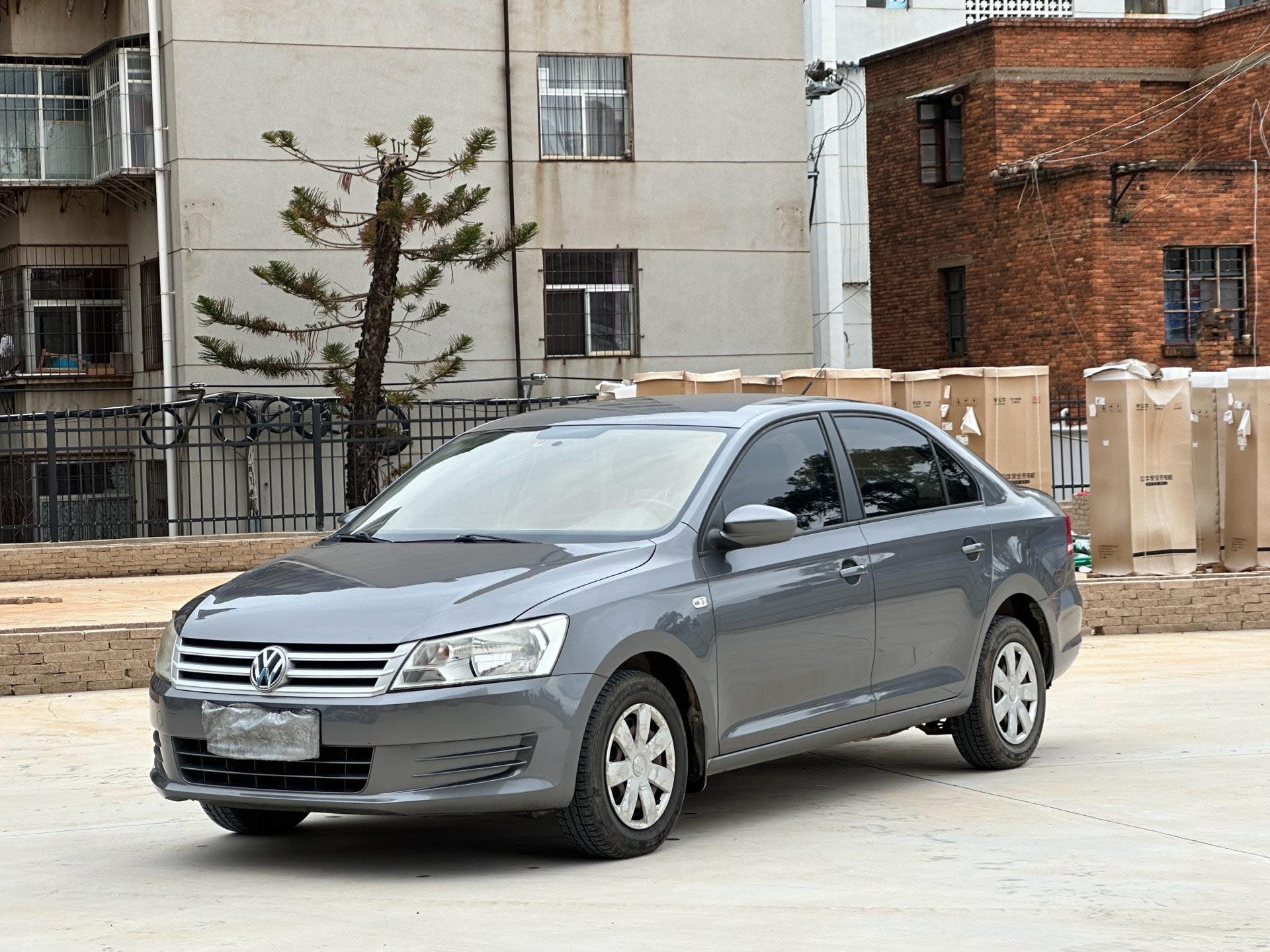 Volkswagen Santana 2013 Volkswagen Santana 2013 car image