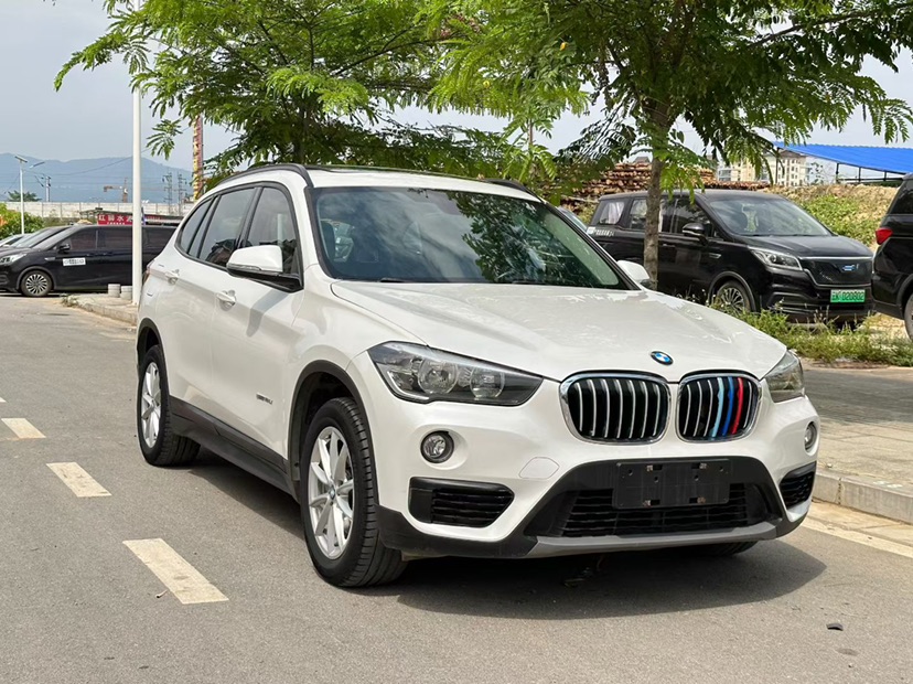 BMW X1 2016 BMW X1 2016 car image