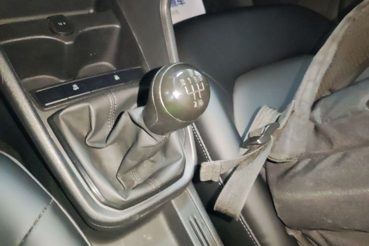 Volkswagen Santana 2022 car image #22