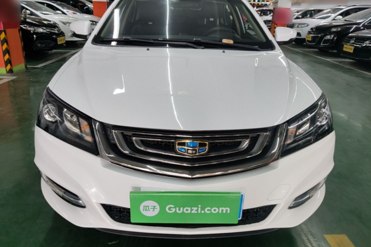 GEELY Emgrand 2018 car image #3
